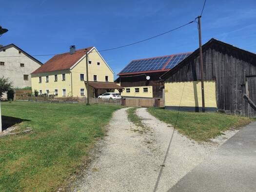 Bauernhaus zum Kauf 570.000 € 8 Zimmer 260 m² 32.942 m² Grundstück Neuses Altmannstein 93336