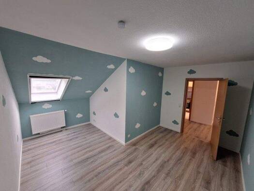 Wohnung zur Miete 1.060 € 3 Zimmer 83,6 m² 2. Geschoss frei ab sofort Bad Vilbel 61118