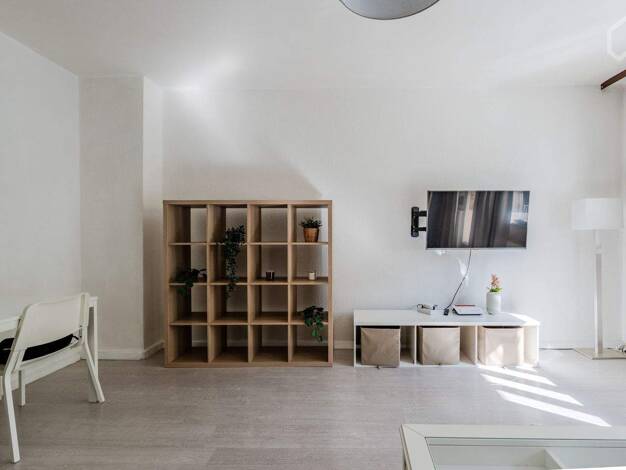 Wohnung zur Miete Wohnen auf Zeit 1.550 € 2 Zimmer 52 m² frei ab 01.10.2026 Charlottenburg Berlin 10627