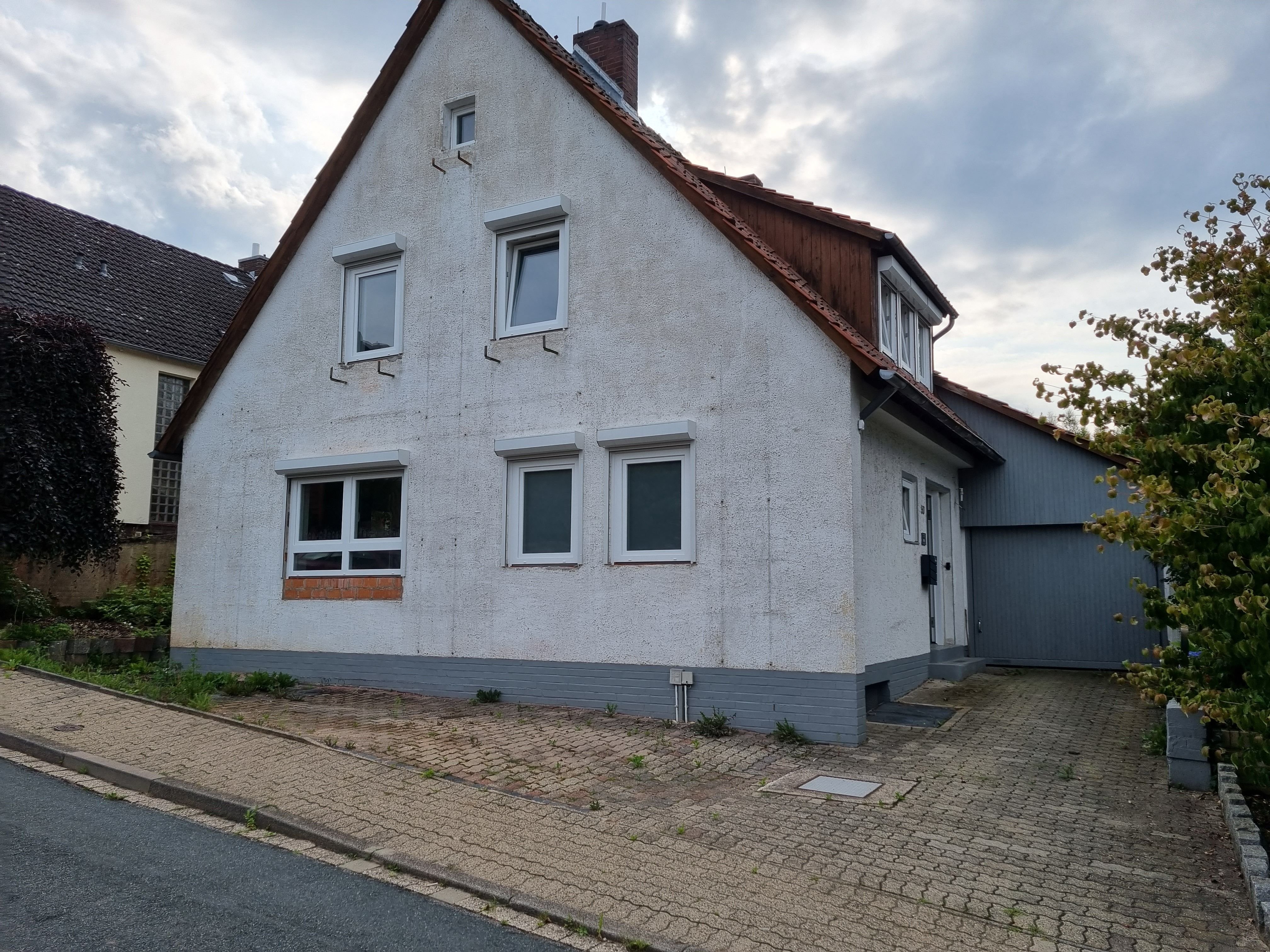 Einfamilienhaus zum Kauf 355.000 € 6 Zimmer 172 m²<br/>Wohnfläche 1.198 m²<br/>Grundstück ab sofort<br/>Verfügbarkeit Bergstraße 50 Diekholzen Diekholzen 31199