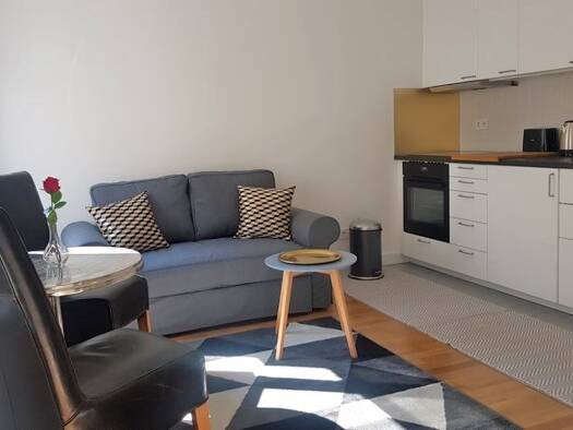 Wohnung zur Miete Wohnen auf Zeit 1.250 € 2 Zimmer 32 m² frei ab sofort Charlottenburg Berlin 14057