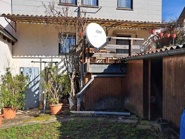 Doppelhaushälfte zum Kauf 375.000 € 5 Zimmer 102 m² 271 m² Grundstück Wolfschlugen 72649