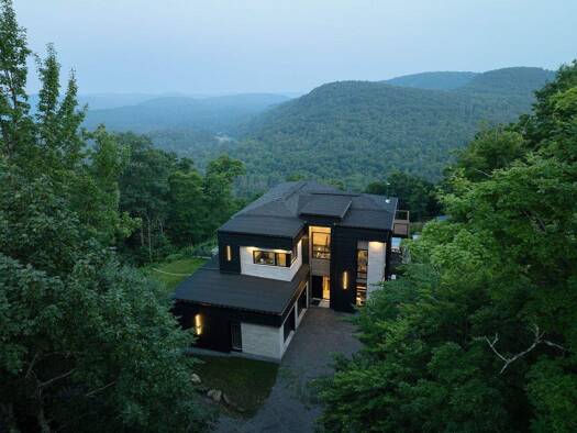 Einfamilienhaus zum Kauf 1.798.971 € 7 Zimmer 351 m² 19.106 m² Grundstück 51 Ch. de Tourtour Morin-Heights J0R1H0