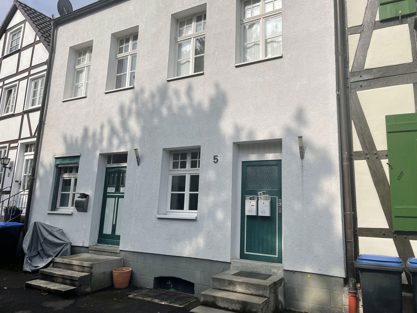 Mehrfamilienhaus zum Kauf provisionsfrei 619.000 € 17 Zimmer 422 m²<br/>Wohnfläche 307 m²<br/>Grundstück Krusestr. 5 Büderich Werl 59457