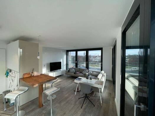 Wohnung zur Miete 1.300 € 2 Zimmer 50 m² 5. Geschoss Ludwigsvorstadt-Isarvorstadt München 80469