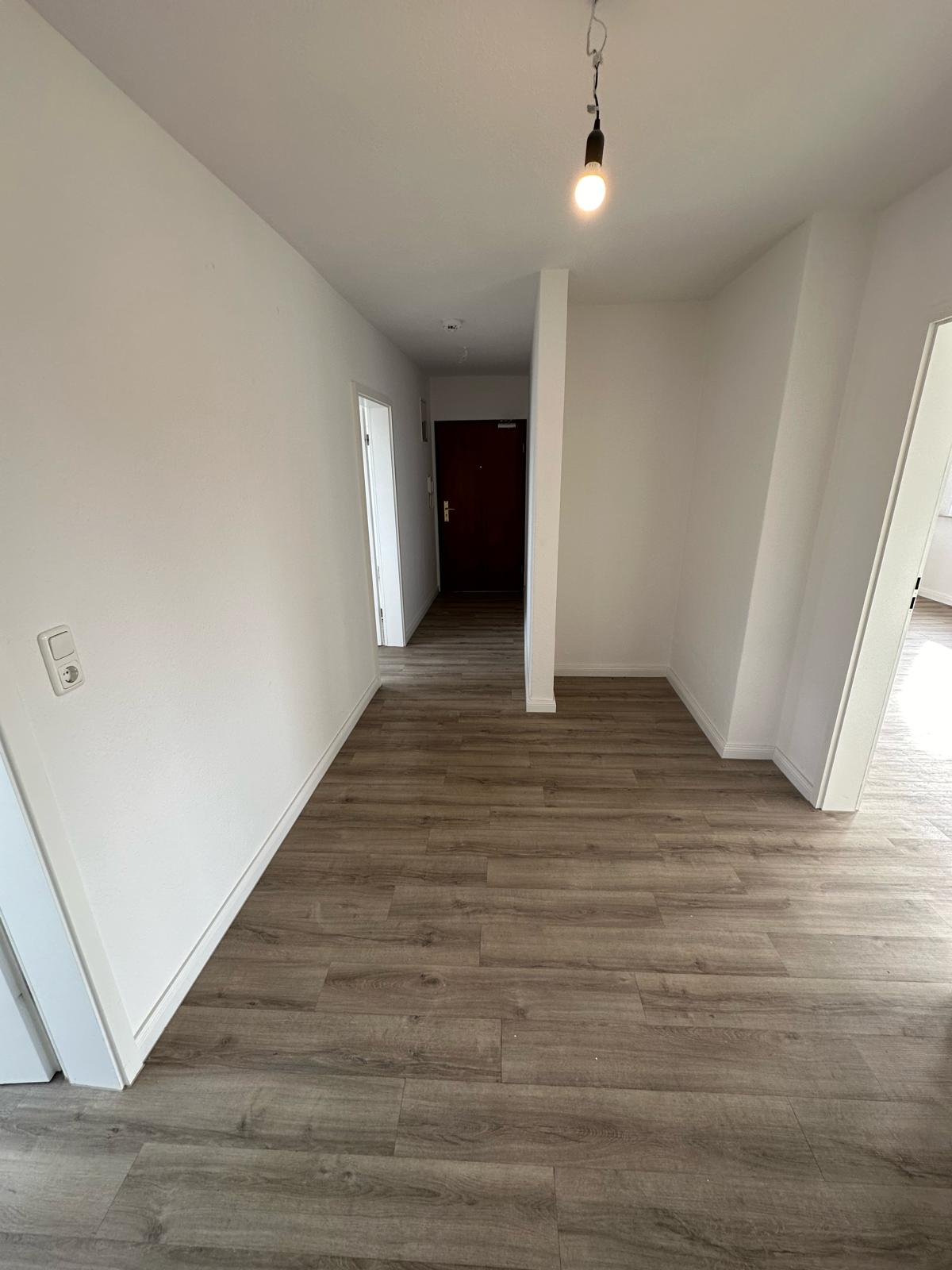 Wohnung zur Miete 1.095 € 3 Zimmer 95 m²<br/>Wohnfläche 4.<br/>Geschoss Neustadtscontrescarpe Neustadt Bremen 28199