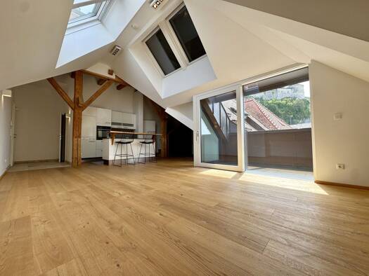 Loft zur Miete 17,44 € 2 Zimmer 90 m² frei ab sofort Kufstein 6330