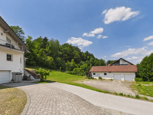 Doppelhaushälfte zum Kauf 615.000 € 5 Zimmer 139,3 m² 1.870 m² Grundstück Bogen Bogen 94327