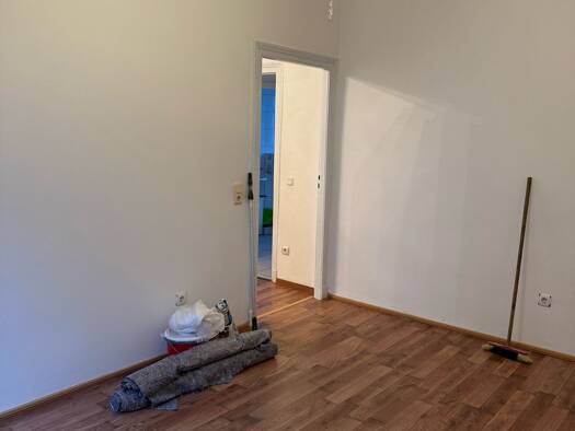 Wohnung zur Miete 600 € 2 Zimmer 44 m² frei ab sofort Furth-Süd Neuss 41462