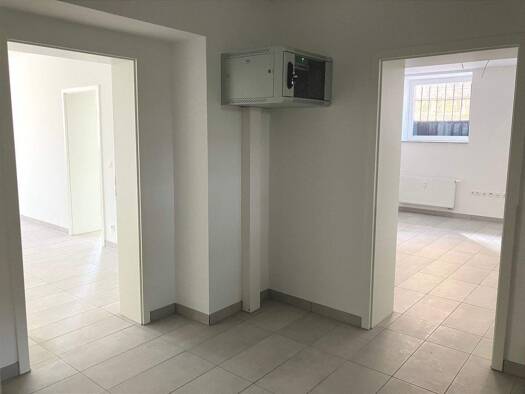 Bürofläche zur Miete provisionsfrei 653 € 4 Zimmer 107 m² Bürofläche Reichsstraße 39 Kaßberg Chemnitz 09112