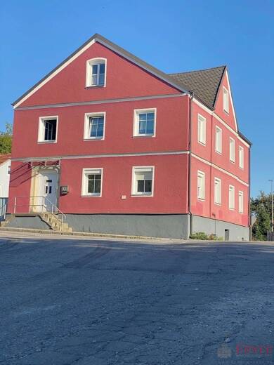 Haus zum Kauf 268.000 € 6 Zimmer 260 m² 345 m² Grundstück Viechtach Viechtach 94234