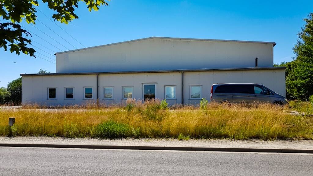 Lagerhalle zur Miete 6 € 1.152 m² Lagerfläche Bretnig Großröhrsdorf 01900