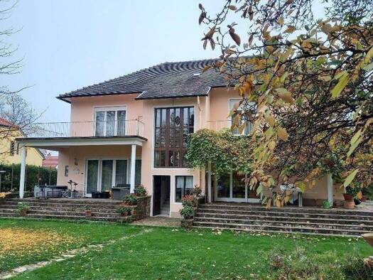 Villa zum Kauf 950.000 € 7,5 Zimmer 330 m² 1.100 m² Grundstück St. Ingbert Sankt Ingbert 66386