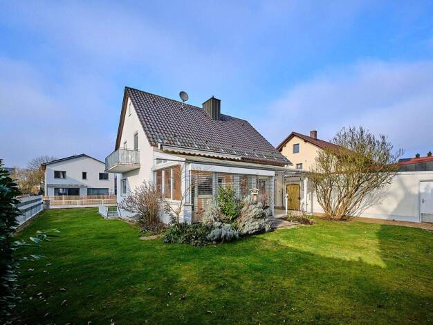 Einfamilienhaus zum Kauf 5 Zimmer 172 m² 735 m² Grundstück frei ab sofort Ittling Straubing 94315