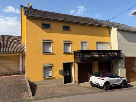 Einfamilienhaus zum Kauf 295.000 € 4,5 Zimmer 125 m² 680 m² Grundstück frei ab sofort Nagelstraße 10 Wincheringen 54457