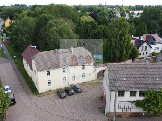 Mehrfamilienhaus zum Kauf 249.000 € 11 Zimmer 215 m² 2.800 m² Grundstück Nauendorf Wettin-Löbejün 06193