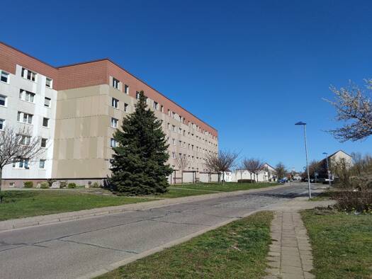 WG-Zimmer zur Miete 326 € 3 Zimmer 54,3 m² 1. Geschoss frei ab 01.06.2026 Otto-Nuschke-Straße 41 Tangerhütte 39517