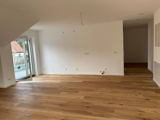 Wohnung zur Miete 1.100 € 3 Zimmer 85 m² Geschoss 2/3 frei ab 04.05.2026 Langquaid 84085