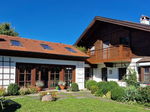 Villa zum Kauf 1.650.000 € 7 Zimmer 293 m² 1.049 m² Grundstück Achdorf Landshut 84036