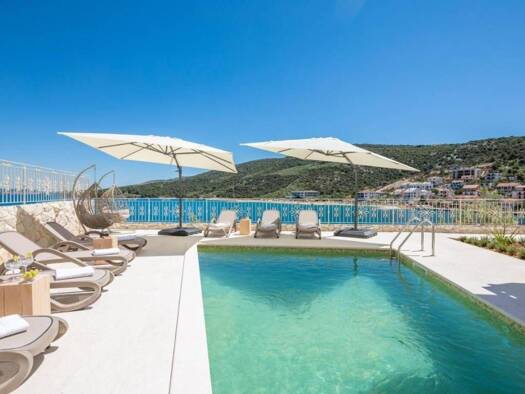Haus zum Kauf 2.000.000 € 13 Zimmer 440 m² Marina
