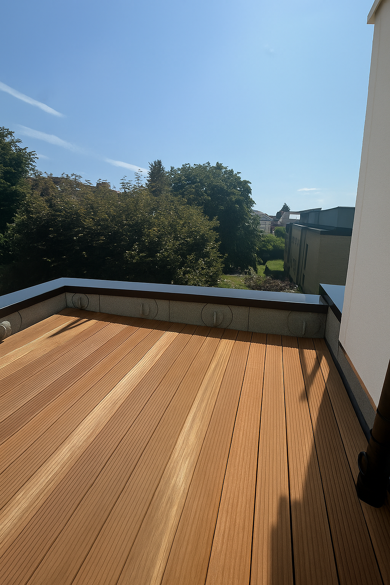 Penthouse zur Miete - Erstbezug 3.675 € 4 Zimmer 170 m² 1. Geschoss frei ab 15.07.2025 Blankenese Hamburg 22587
