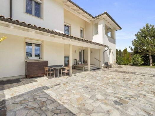 Villa zum Kauf 5 Zimmer 197 m² 2.120 m² Grundstück Tainach 9121