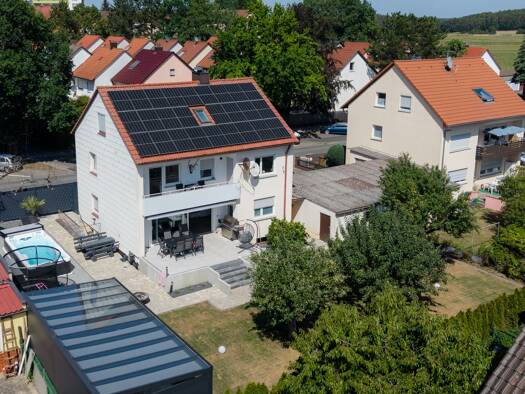Einfamilienhaus zum Kauf 748.000 € 7 Zimmer 200 m² 740 m² Grundstück Eichwasen Schwabach 91126