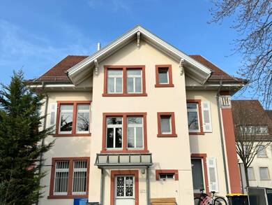 Haus zum Kauf 689.000 € 7 Zimmer 290 m² 350 m² Grundstück Müllheim Müllheim 79379