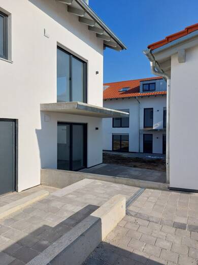Wohnung zur Miete 684 € 3 Zimmer 72 m² 1. Geschoss Eichendorf Eichendorf 94428
