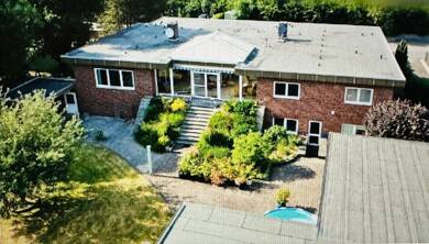 Mehrfamilienhaus zum Kauf 1.650.000 € 16 Zimmer 577 m² 2.443 m² Grundstück Einfeld Neumünster 24537