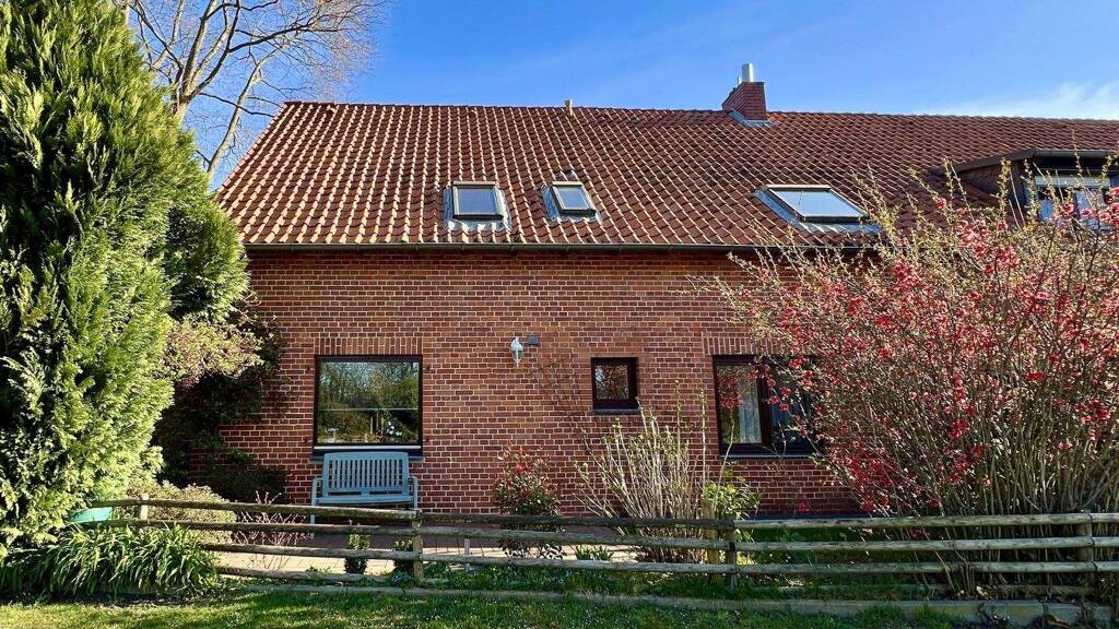 Wohnung zur Miete 980 € 5 Zimmer 136,9 m² Holtorf Nienburg/Weser 31582