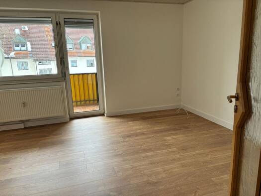 Wohnung zur Miete 715 € 4 Zimmer 75 m² Geschoss 1/2 frei ab sofort Lauf Lauf an der Pegnitz 91207
