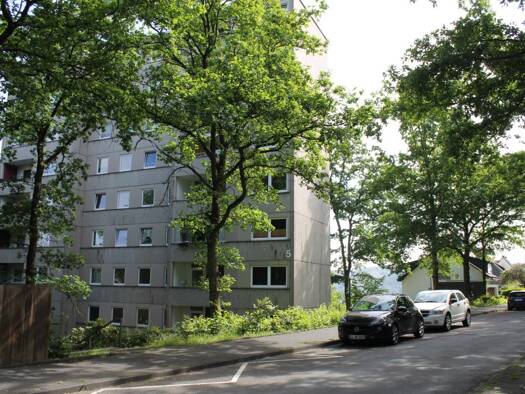 Wohnung zur Miete 250 € 3 Zimmer 81 m² 5. Geschoss frei ab 26.11.2025 Am Sportplatz 5 Geisweid Siegen 57078