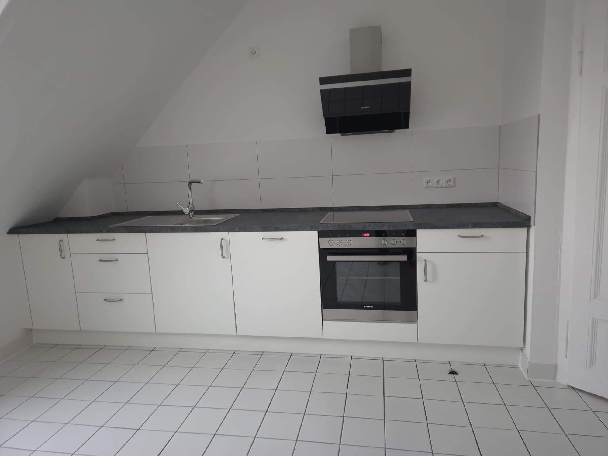 Wohnung zur Miete 685 € 2 Zimmer 50,2 m²<br/>Wohnfläche 3.<br/>Geschoss Riederbergstraße Wiesbaden 65193