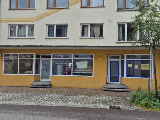 Ladenfläche zum Kauf 70.000 € 1 Zimmer 57,2 m² Verkaufsfläche Baumannstrasse 22 Stadtgebiet Furtwangen im Schwarzwald 78120