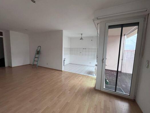 Wohnung zur Miete 680 € 2 Zimmer 61 m² 2. Geschoss frei ab 01.04.2026 Taunusstraße 61 Büchenbach Erlangen 91056