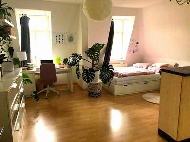 Wohnung zum Kauf 79.000 € 1 Zimmer 34,5 m² Dachgeschoss, 4. Geschoss Naußlitz-Nord Dresden 01159