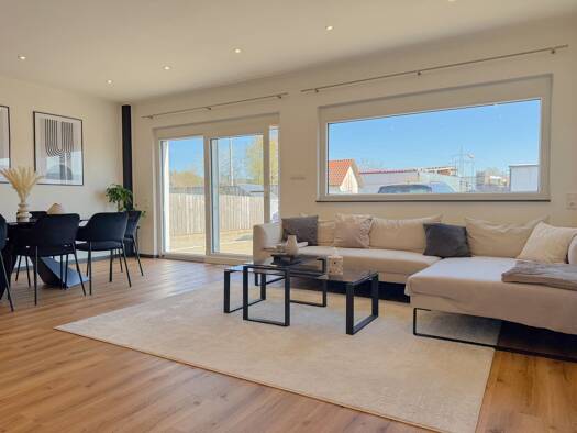 Haus zum Kauf 1.550.000 € 19 Zimmer 221,8 m² 2.000 m² Grundstück Oberach Rehling 86508