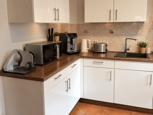 Wohnung zur Miete 630 € 3 Zimmer 105 m² frei ab 01.12.2026 Heynestraße 14 Greiz Greiz 07973