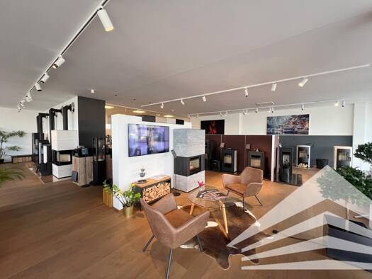 Laden zur Miete - Erstbezug 3.545 € 3 Zimmer 259,7 m² Verkaufsfläche Wiener Bundesstraße 10 Leonding 4060