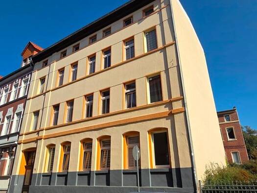 Mehrfamilienhaus zum Kauf als Kapitalanlage geeignet 600.000 € 27 Zimmer 667 m² 449 m² Grundstück Weißenfels Weißenfels 06667
