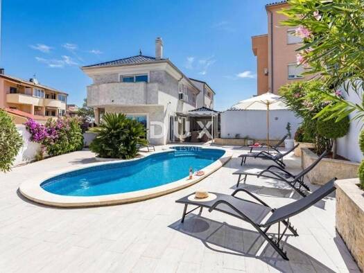 Einfamilienhaus zum Kauf 1.050.000 € 5 Zimmer 160 m² 285 m² Grundstück Pula 52100
