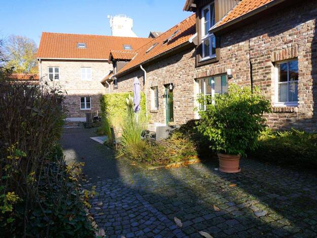 Wohnung zum Kauf 285.000 € 2 Zimmer 67,5 m² 2 Geschosse frei ab 01.01.2026 Zündorf Köln 51143