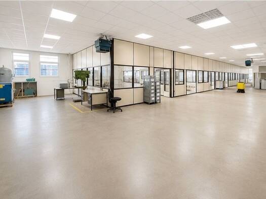Lagerhalle zur Miete 3,50 € 1.221 m² Lagerfläche Gebersdorf Westliche Außenstadt 90449