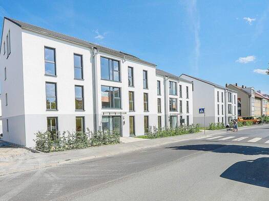 Wohnung zur Miete 880 € 2 Zimmer 67,6 m² 3. Geschoss frei ab sofort Wörthstraße 9a 9a. Kitzingen 97318