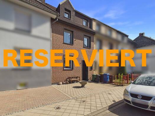 Reihenmittelhaus zum Kauf 219.000 € 6 Zimmer 114 m² 297 m² Grundstück Poststraße 12 Niederau Düren 52355