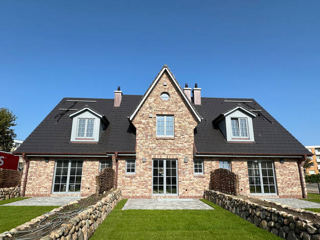 Reihenmittelhaus zum Kauf - Erstbezug 1.350.000 € 5 Zimmer 272 m² Grundstück Westerland Sylt 25980