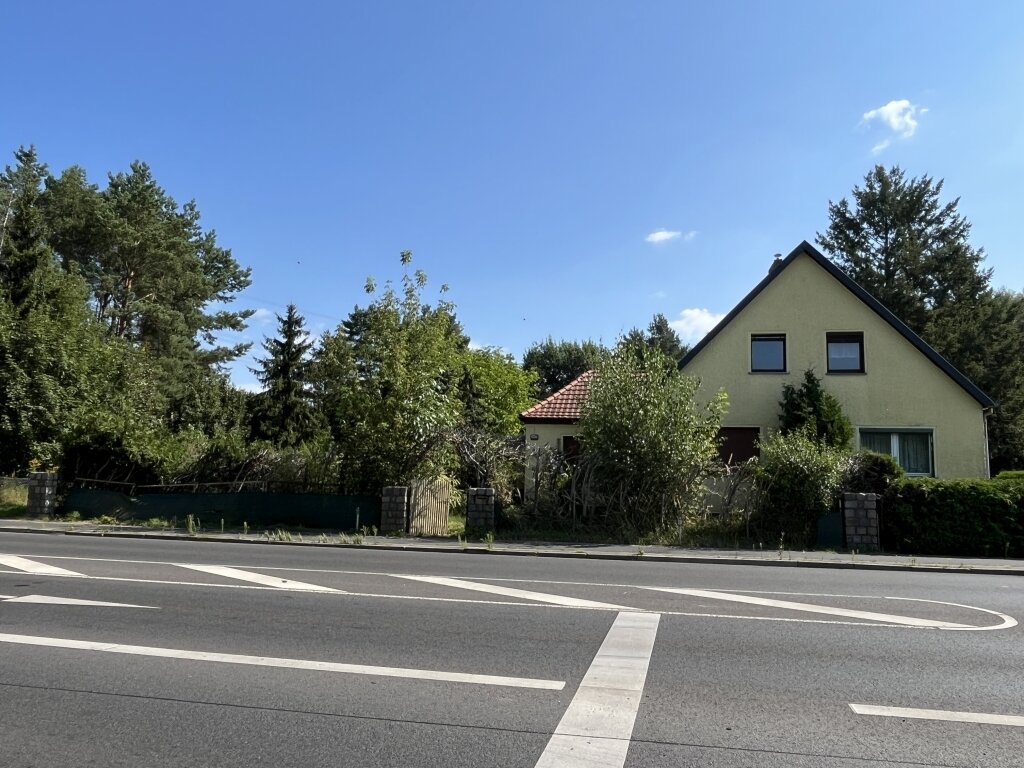 Doppelhaushälfte zum Kauf 70.000 € 4 Zimmer 129 m²<br/>Wohnfläche 1.797 m²<br/>Grundstück Liebenwalder Straße 27 Mühlenbeck Mühlenbecker Land 16567