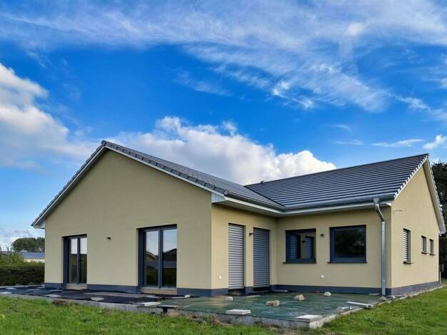 Bungalow zum Kauf - Erstbezug 595.000 € 5 Zimmer 153 m² 1.688 m² Grundstück frei ab 01.11.2026 Kandelin Süderholz 18516