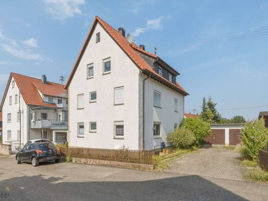 Mehrfamilienhaus zum Kauf 475.000 € 9 Zimmer 177 m² 379 m² Grundstück Winnenden Winnenden 71364